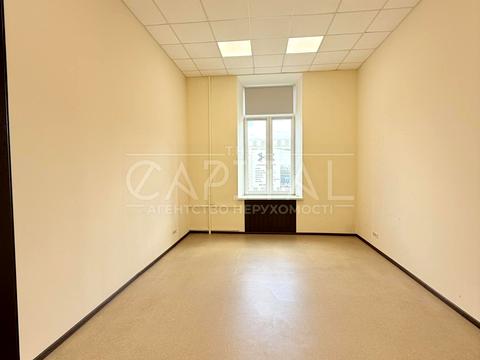 комерційна за адресою Хрещатик вул. (Kreschatic), 1/2