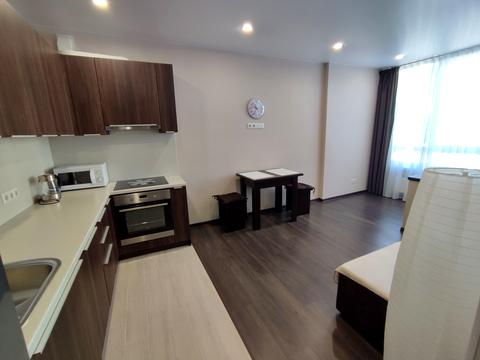 квартира за адресою Салютна вул., 2к1