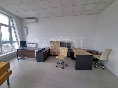 комерційна за адресою Кловський узвіз (Кловський), 7a