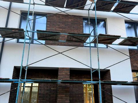 будинок за адресою Центральна вул. (Чапаєва), 37-А