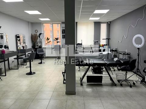 комерційна за адресою Регенераторна вул., 4 к16