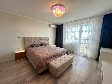 квартира по адресу Ревуцкого ул., 9