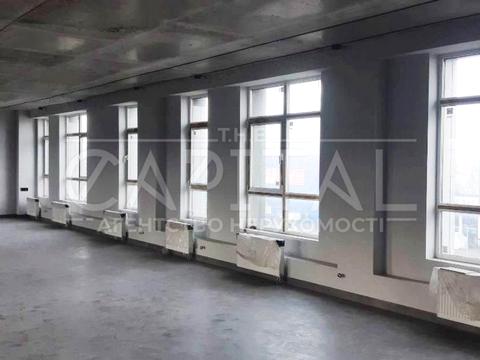 коммерческая по адресу Степана Бандеры просп. (Московський), 8