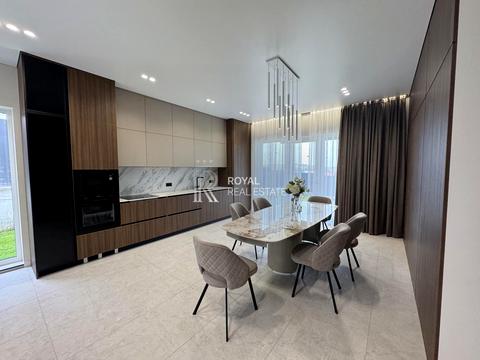 будинок за адресою Захрестова вул., 1