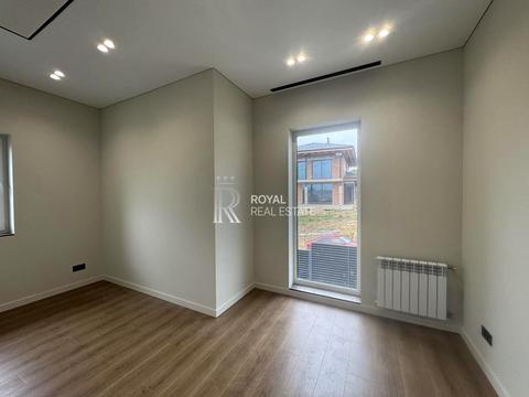 будинок за адресою Захрестова вул., 1