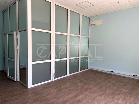 коммерческая по адресу Василя Макуха ул. (Івана Шевцова), 1