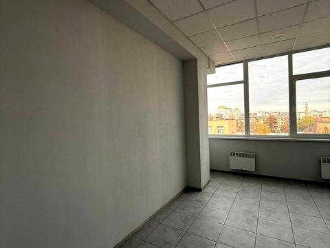 комерційна за адресою Проскурівська вул., 74а