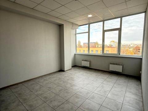 комерційна за адресою Проскурівська вул., 74а