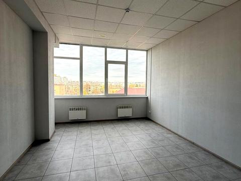 комерційна за адресою Проскурівська вул., 74а