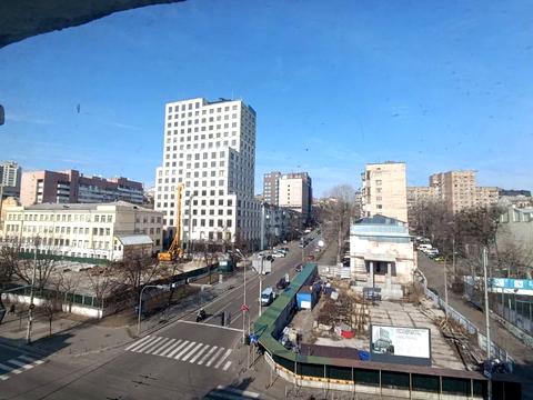 комерційна за адресою Володимирська вул., 97/37