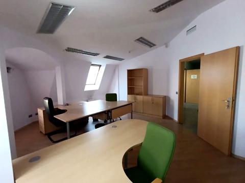 комерційна за адресою Володимирська вул., 97/37