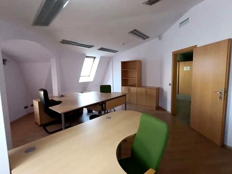 комерційна за адресою Володимирська вул., 97/37