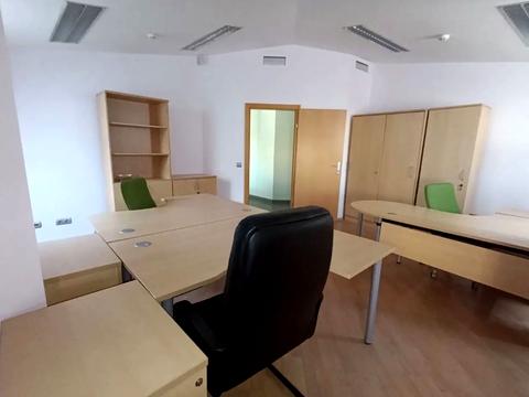 комерційна за адресою Володимирська вул., 97/37