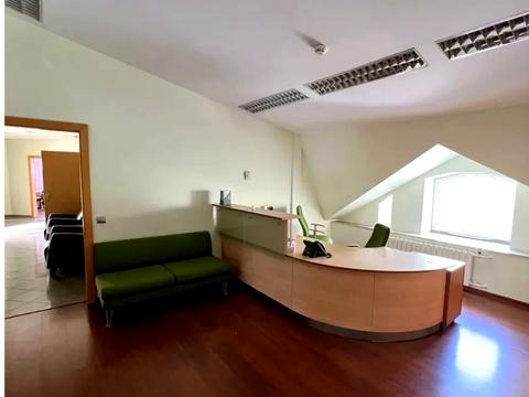 комерційна за адресою Володимирська вул., 97/37