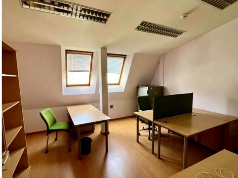 комерційна за адресою Володимирська вул., 97/37