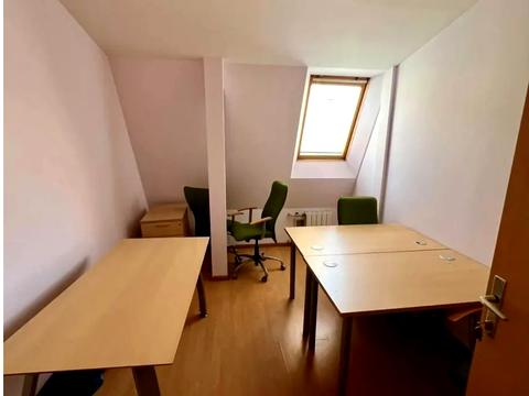 комерційна за адресою Володимирська вул., 97/37