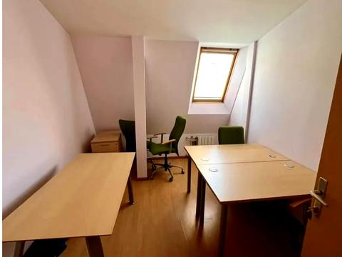 комерційна за адресою Володимирська вул., 97/37