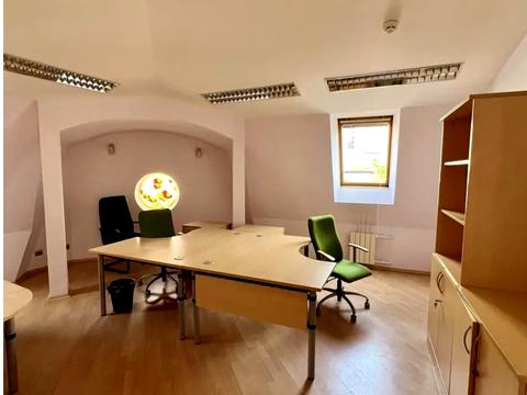 комерційна за адресою Володимирська вул., 97/37