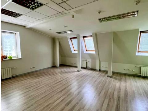 комерційна за адресою Володимирська вул., 97/37