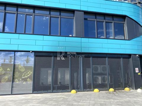 комерційна за адресою Зарічна вул., 2