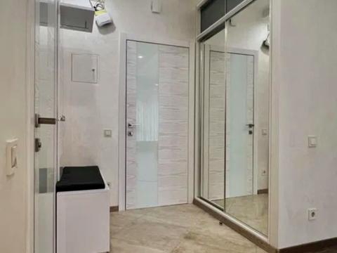 квартира по адресу Левка Лукʼяненка ул. (Василия Жуковского), 16, 18, 20, 24