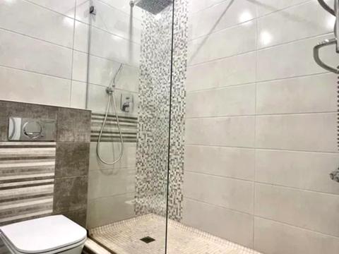 квартира по адресу Левка Лукʼяненка ул. (Василия Жуковского), 16, 18, 20, 24