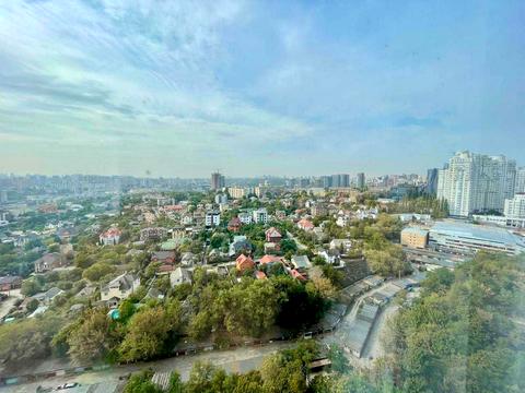 квартира за адресою Кахи Бендукідзе вул., 2