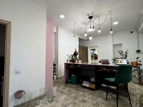 комерційна за адресою Січових Стрільців вул., 15