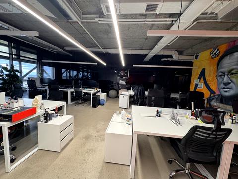 комерційна за адресою Богдана Хмельницького вул., 19/21