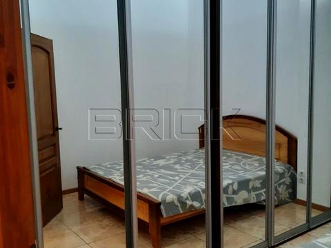 квартира за адресою Миколи Міхновського бульв. (Дружби Народів), 14-16