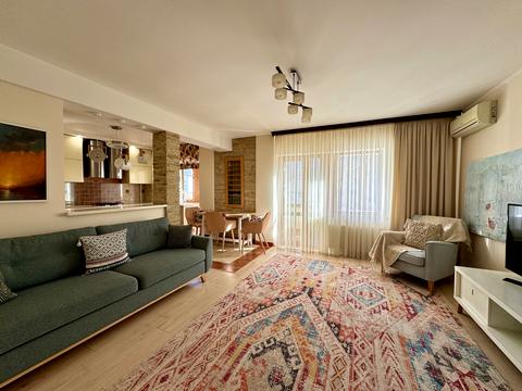 квартира по адресу Степана Бандери ул., 7/1