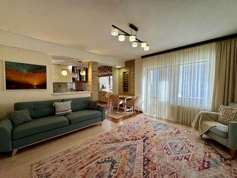 квартира по адресу Степана Бандери ул., 7/1