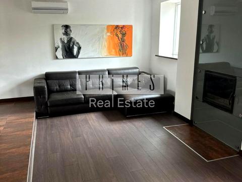 будинок за адресою Богатирська вул.