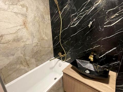 квартира за адресою Володимира Великого вул. (Артема), 10