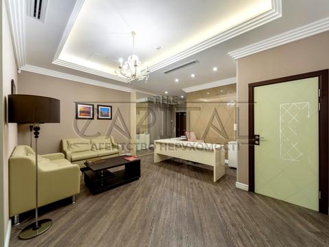 комерційна за адресою Євгена Коновальця вул. (Щорса), 44