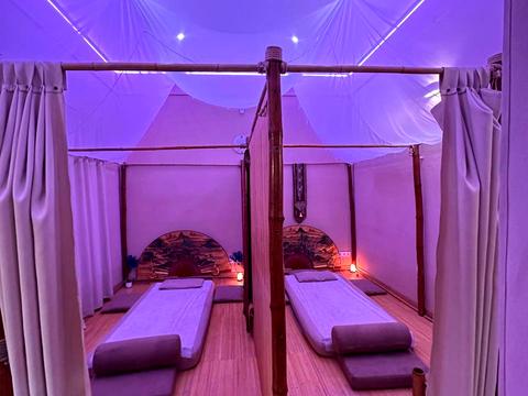 комерційна за адресою Свободи просп. (), 7