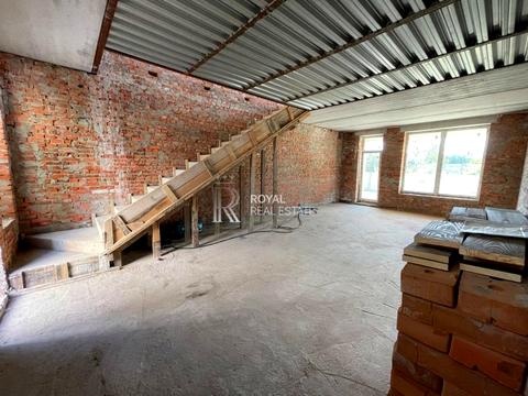 будинок за адресою Квітнева вул., 1