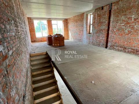 будинок за адресою Квітнева вул., 1