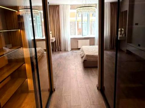 квартира по адресу Днепровская набережная ул., 18-А