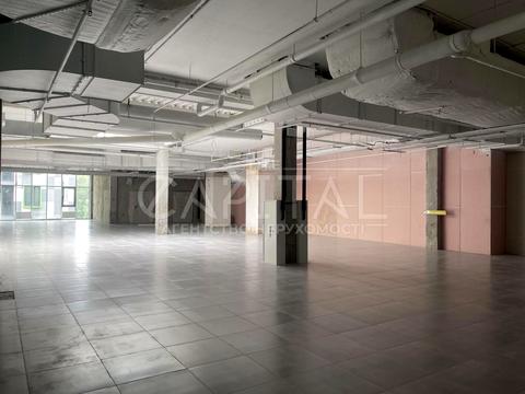 комерційна за адресою Героїв полку "Азов" вул. (Маршала Малиновського), 12