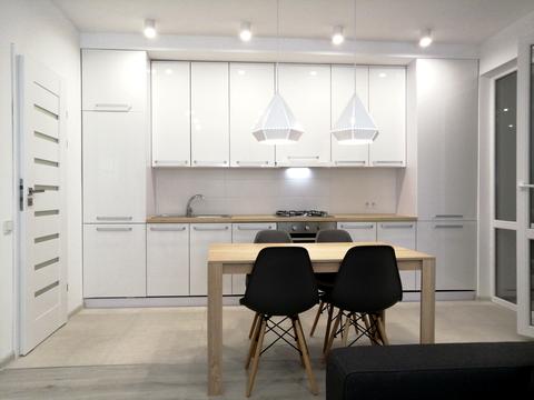 квартира за адресою Андрія Мельника вул., 10