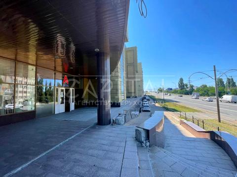 комерційна за адресою Харківське шосе, 19