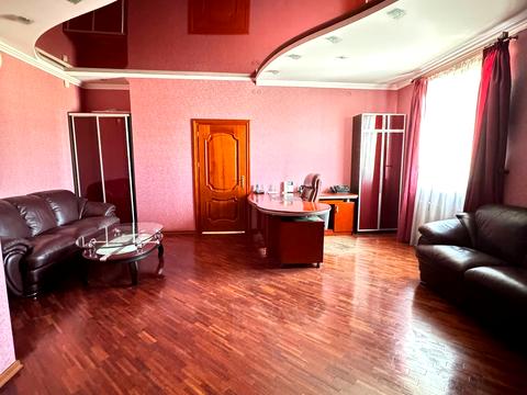 комерційна за адресою Городоцька вул., 233