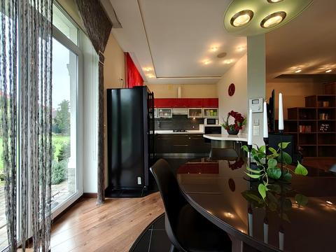 будинок за адресою Ясна