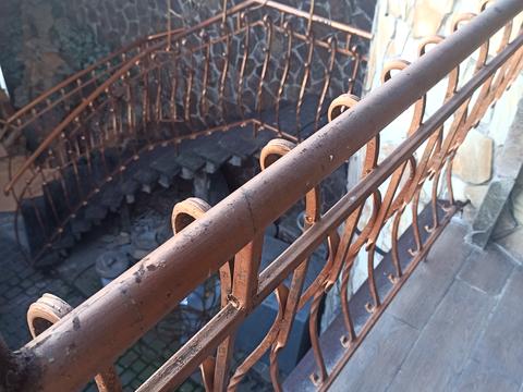 комерційна за адресою Дегтярівська вул., 51