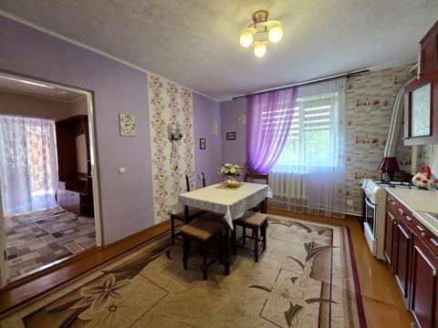 будинок за адресою Набережна вул.