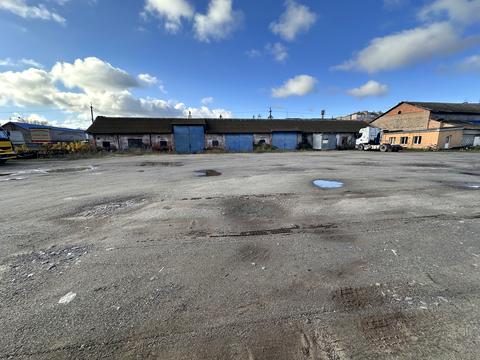 коммерческая по адресу Будівельна, 1