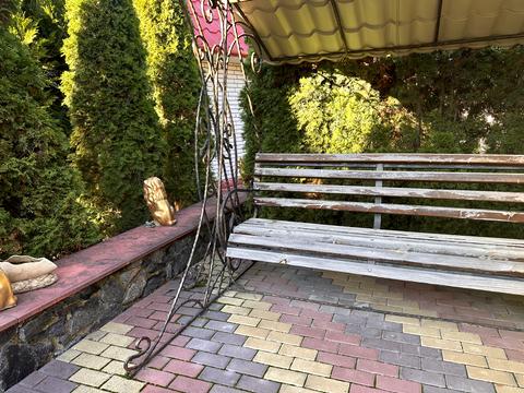 будинок за адресою Вишнева