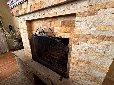 будинок за адресою Вишнева