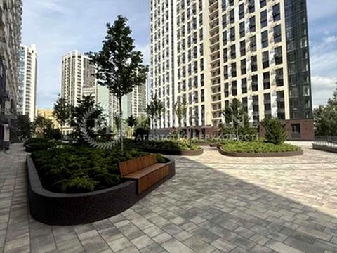 комерційна за адресою Князя Романа Мстиславича вул. (Генерала Жмаченка), 22